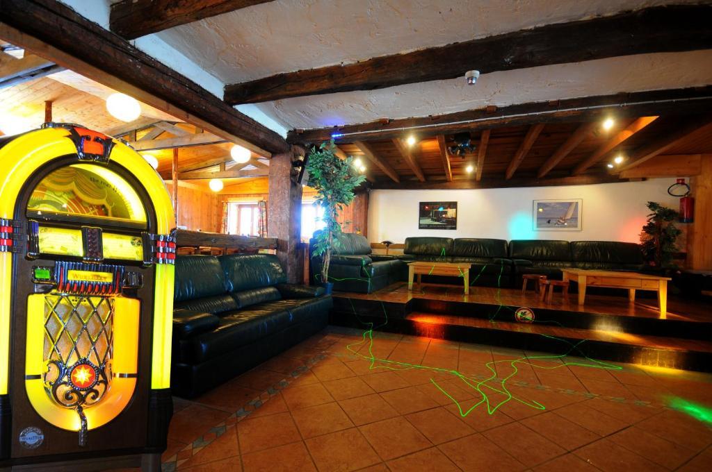 Hotel Les Lores Vars  Εξωτερικό φωτογραφία
